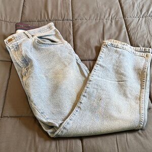 Wrangler Light Blue Relaxed Fit Men's Jeans